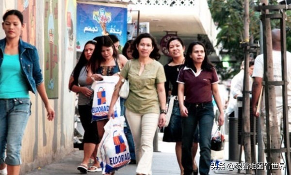 性剥削、生育工具、母职：成为抢手货的菲律宾女佣，为何有哀愁？