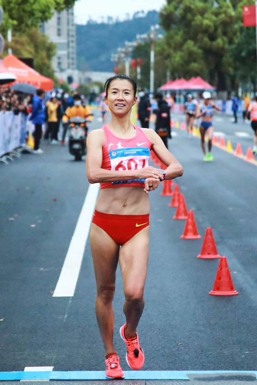 双料冠军刘宏宇说，她成全了王丽萍奥运夺冠，真相是怎样的