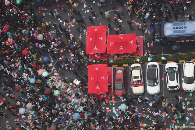 安徽师大有105人，华南农大有177人，均是录取后没有报到，可惜了