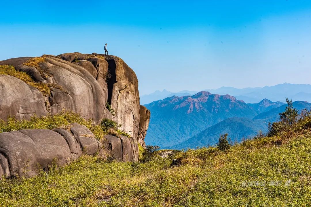 东岳是什么山(广东有座海拔1452米的东岳山，风景不输泰山却鲜为人知)