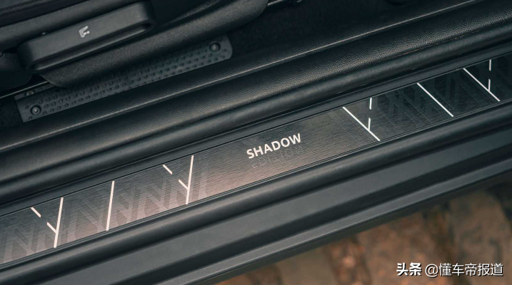 黑化MINI来啦，EV车型也可以更酷！MINI暗影版车型官图