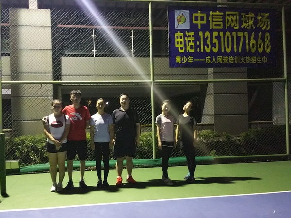 深圳网球培训哪里好（深圳网球PLAY TENNIS女生也能发挥所长！让友谊也变得纯粹与重要了）