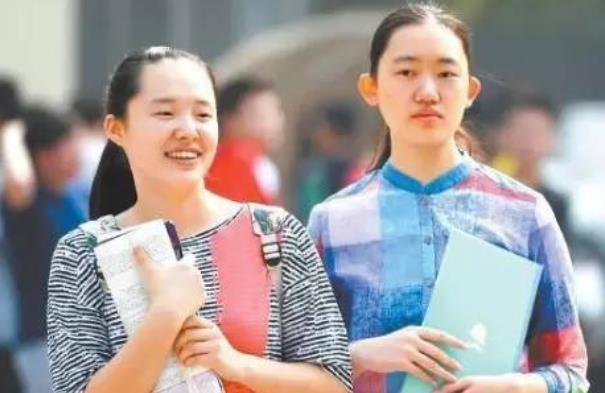 学生不幸在高考中落榜，今年依旧能够上大学，这些补救措施要知道