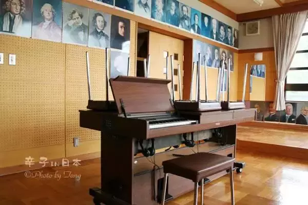 日本孤岛上的公立学校，仅11名学生，却告诉我们什么是真正的教育