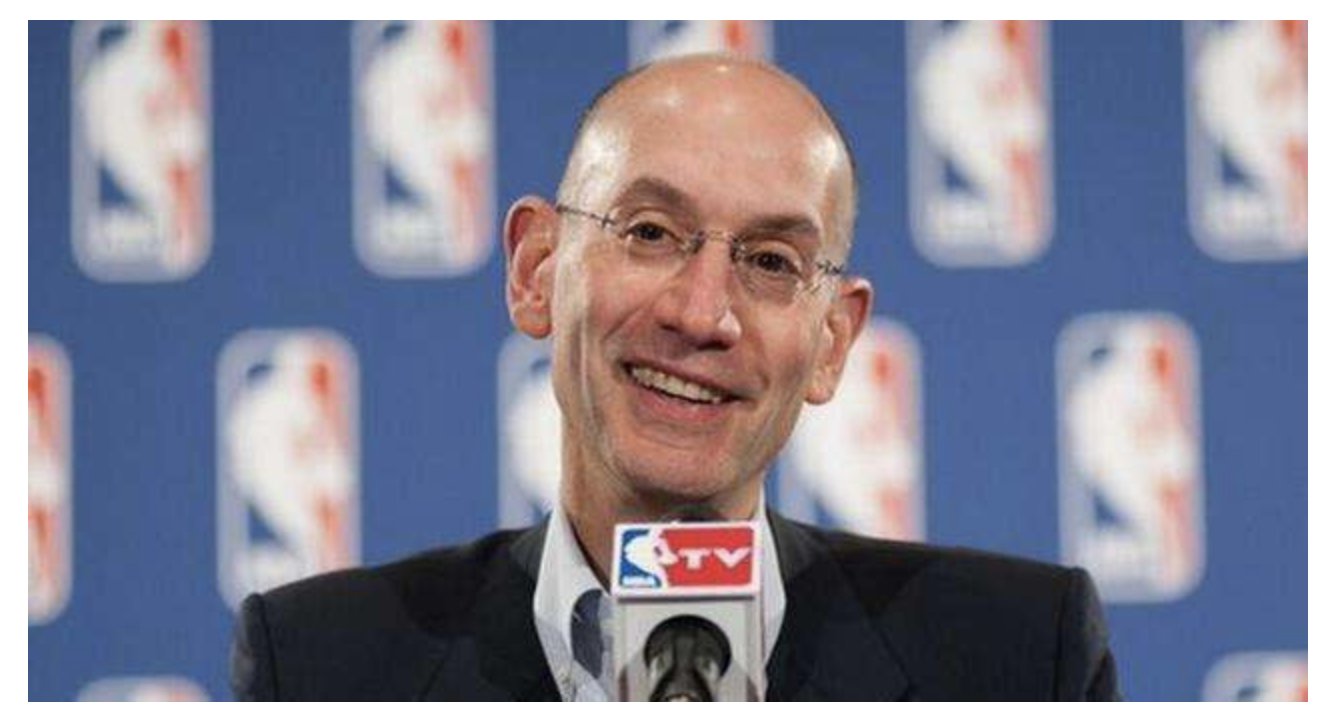 上海nba中國賽為什么要拆（肖華抵達上海！NBA中國賽宣傳牌已拆掉 這是送給他的見面大禮）
