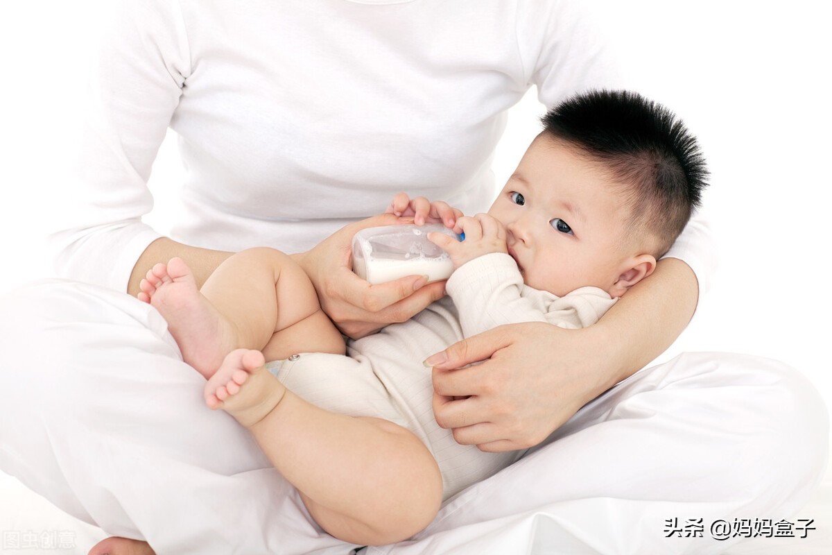 婴儿蛋白质过敏喝什么奶粉（一篇讲宝宝蛋白过敏处理方法）