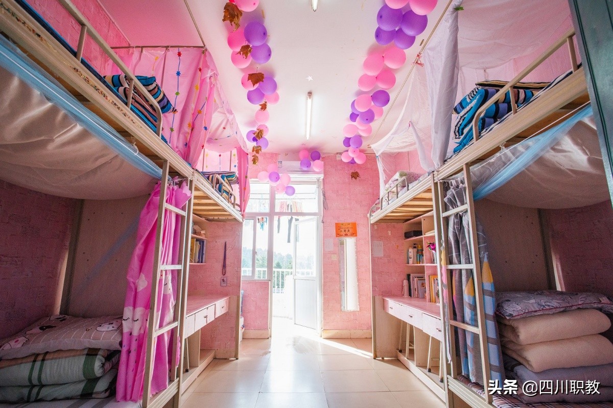 四川高职单招名校：国家示范、首批高端技术技能本科教育试点院校