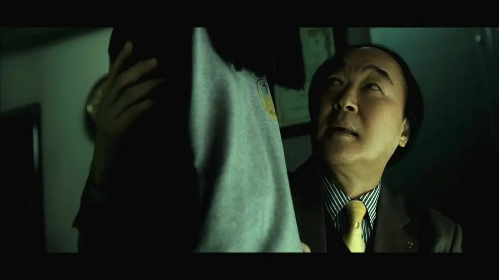 韩国票房上升最快的冠军片，这部电影，让人从头哭到了尾