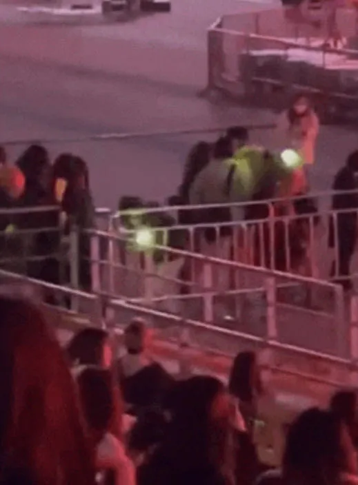 NCT粉丝被指没素质?粉丝团毫无秩序;为何Sana-子瑜妆容不同?