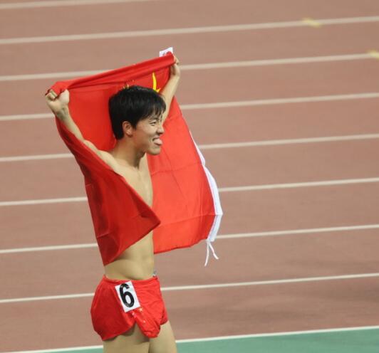 刘翔是短跑运动员吗（刘翔算得上伟大的运动员吗？）