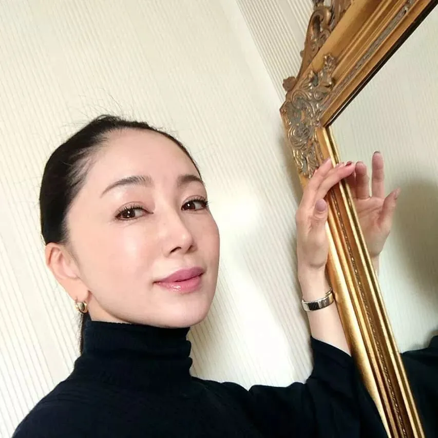 日本选美大赛52岁阿姨夺冠,身材火辣性感,想要冻龄自律不能少