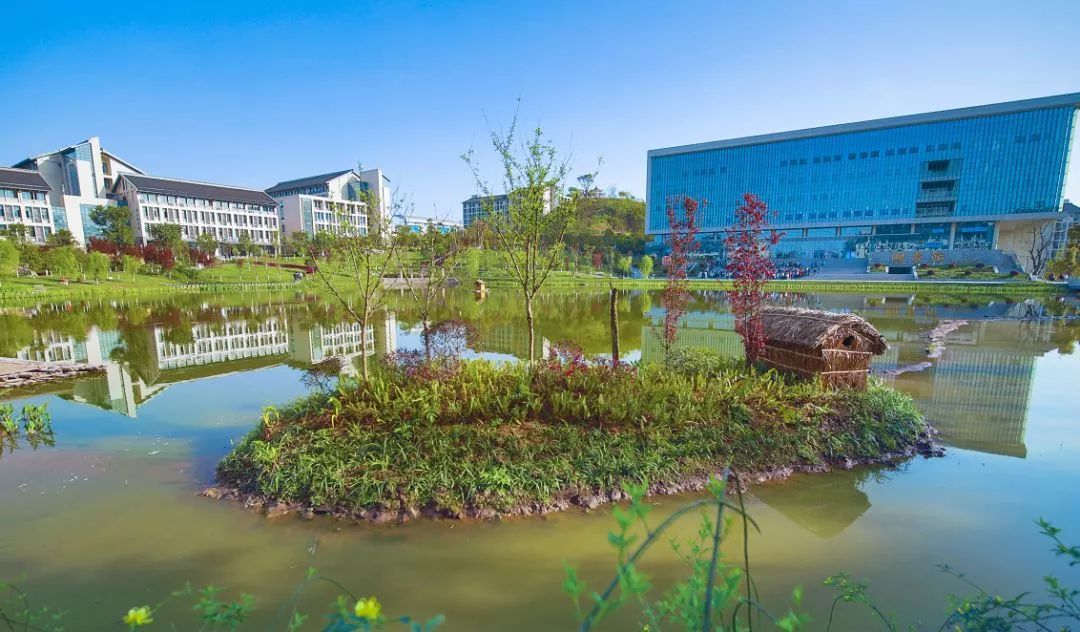 高考结束填志愿难？来看看就业率超高的专科学校重庆工程职业学院