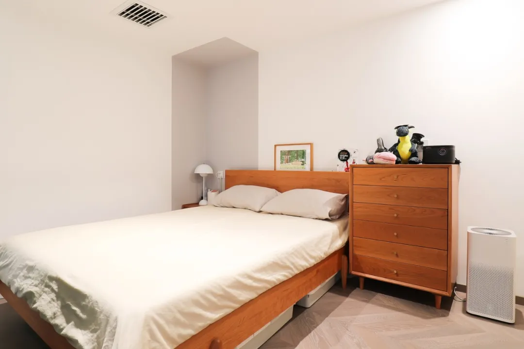 50㎡小户型装修,不仅轻松塞下6大功能区,看上去比我家100㎡还大