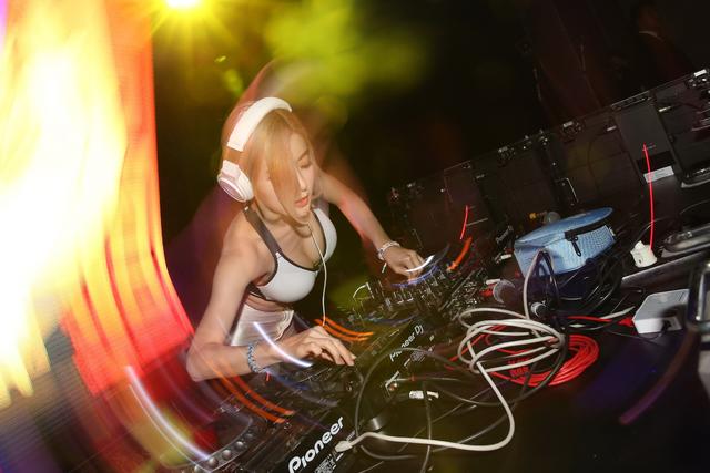 什么是dj(什么是dj打碟)-图1