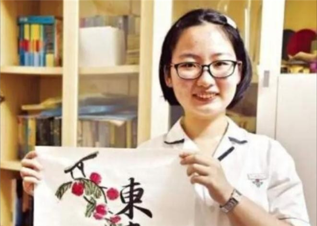 黄亦陈：687分摘状元上北大，获百万奖金，打破读书无用论