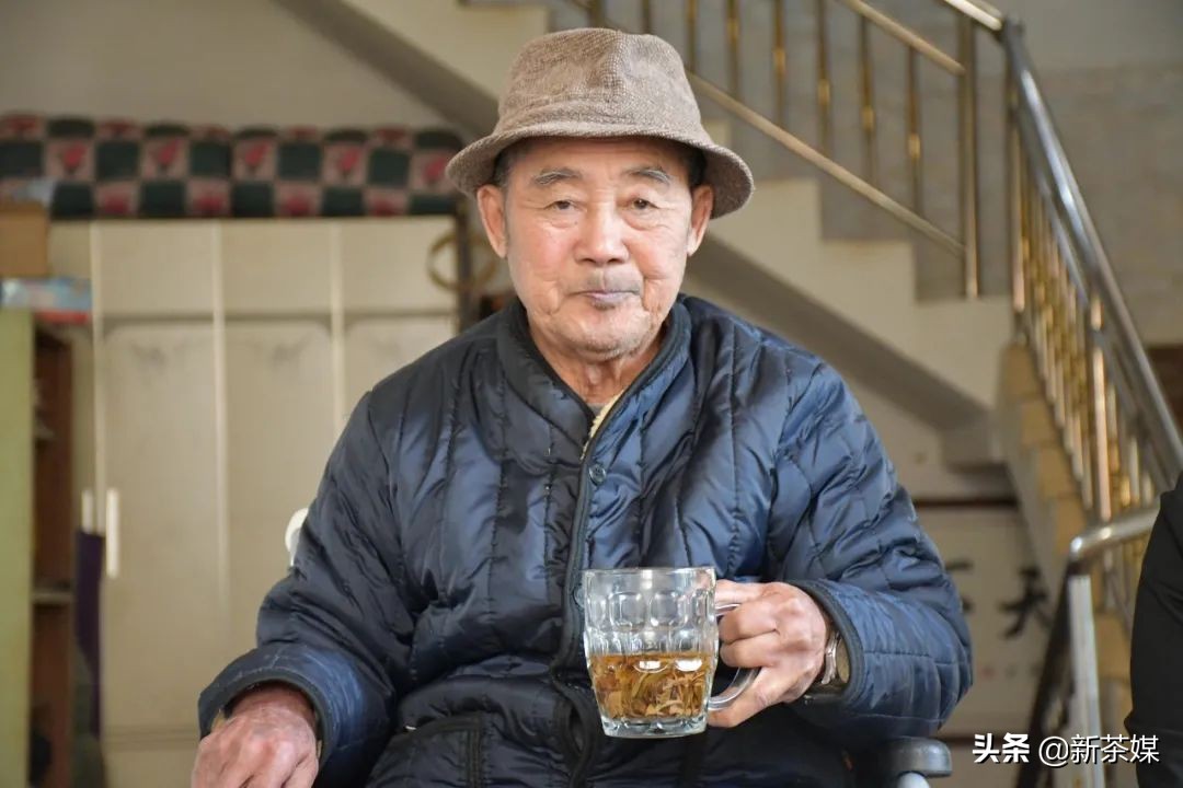 南糯山制茶厂，一部现代茶人的穿越史