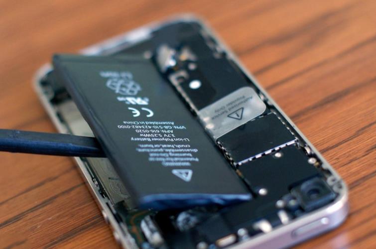 苹果换一块电池要多少钱，iphonex为什么掉电特别快？