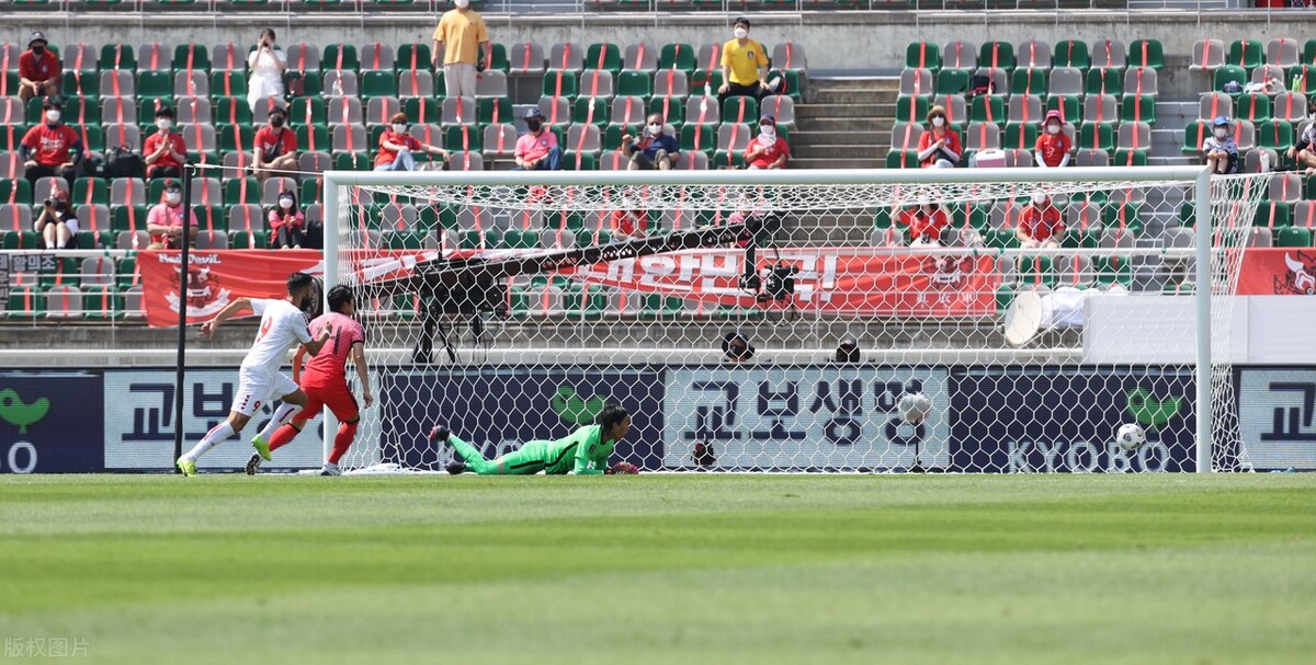 黎巴嫩12韩国利好国足（韩国2-1逆转黎巴嫩获头名，这礼国足收吗？末轮拿分晋级最靠谱）