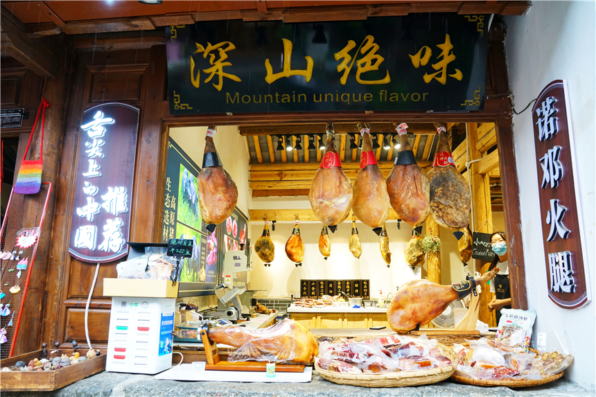 秋日微醺，奔赴大理，温柔秋风中的慢旅行时光，和这家酒店有关