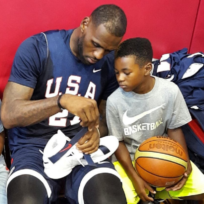 阿迪达斯世界杯球鞋（“梦之队”球鞋合集，谁拥有美国队最帅的鞋？）