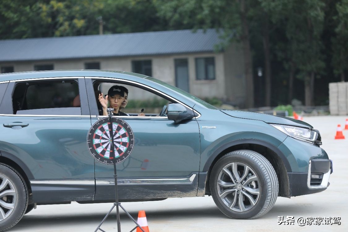 SUV中的全能奥运冠军 东风本田CR-V 锐·混动