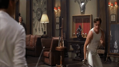 《阳光下的罪恶》女主角是邦女郎，男配是“查泰莱夫人的情人”