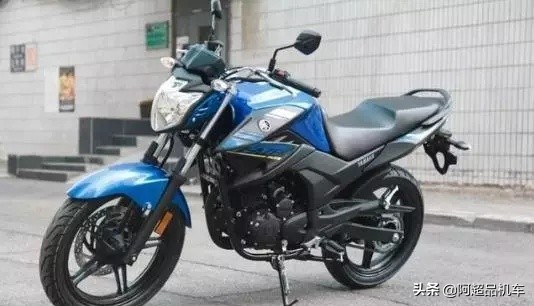 雅马哈官宣国四飞致250上市，售1.98w配置略低GW250