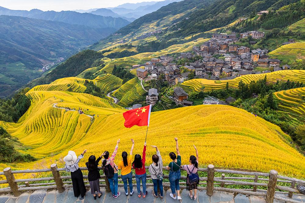 【铁兵诗文】家国情怀：赞家乡歌华夏