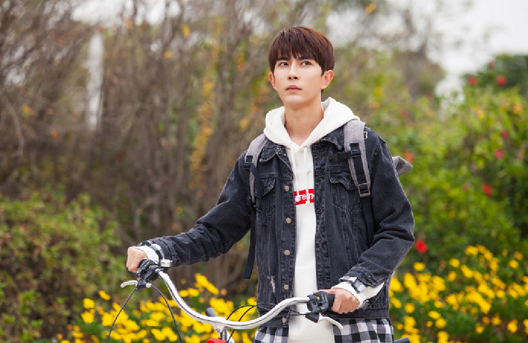 导演:余翠华 / 刘镇明主演:于朦胧 / 陈钰琪 / 刘帅类型:爱情 / 古装