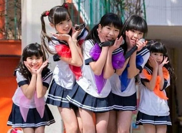日本小学生能有多早熟?一组图看完,网友直言:三观碎成渣