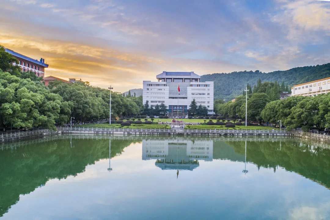 最新！2022年世界大学排名发布，中国大陆这97所高校强势上榜！