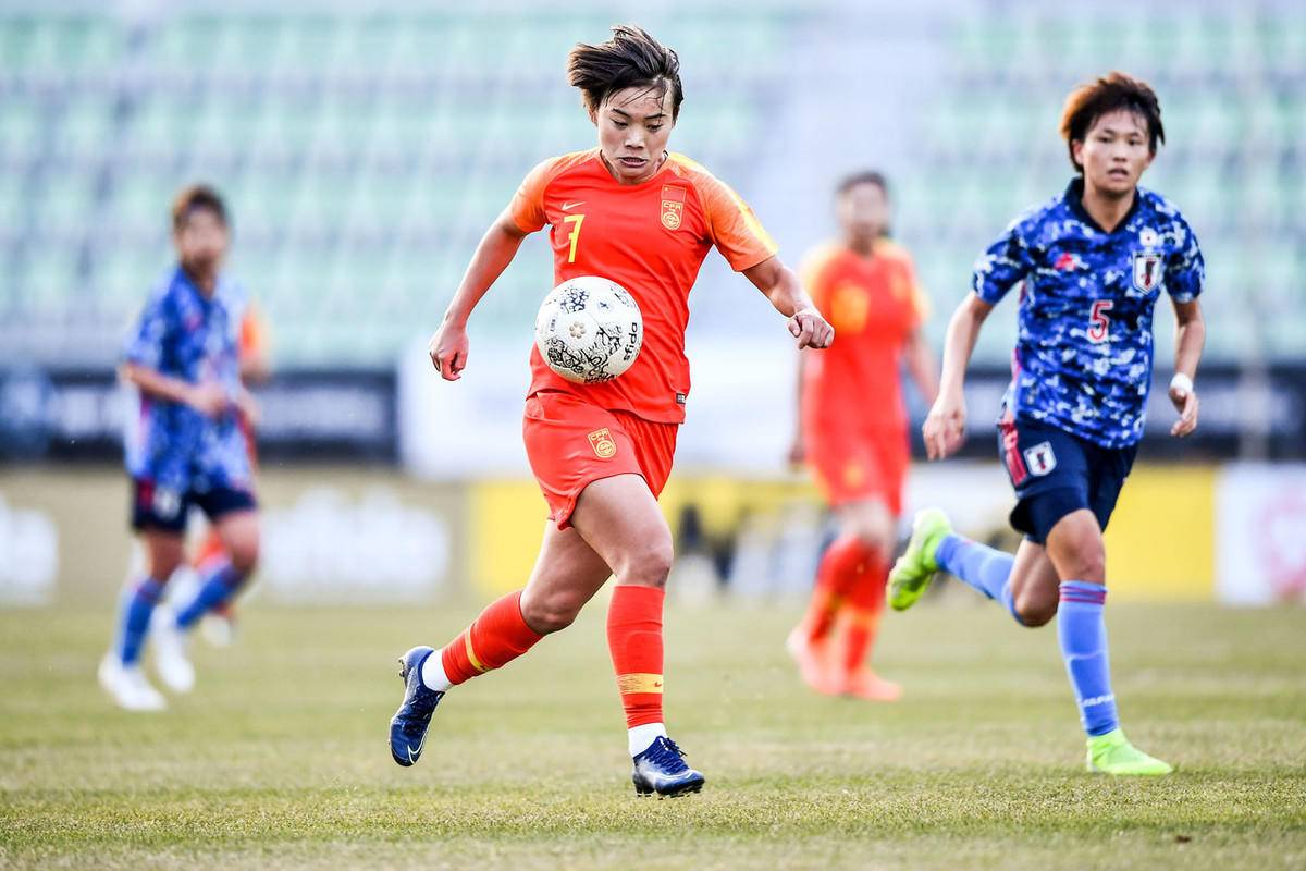 中国日本足(女足东亚杯：中国0-3溃败日本，全方位巨大差距，球迷直呼绝望)