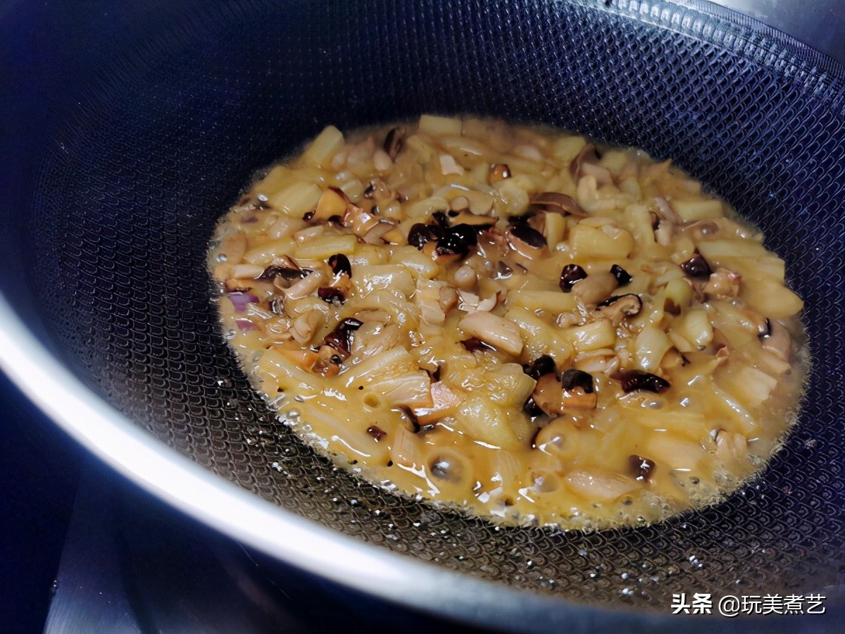 茄鲞的做法（复刻红楼梦里的文学美食之一茄鲞）