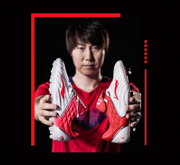 中超穿什么球鞋好（郑智穿安踏，王燊超穿日本美津浓！中超球员普遍穿耐克、阿迪达斯）