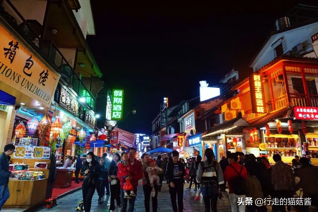 3月份的桂林是最舒服惬意的时候，三天两夜看一场山水画中景