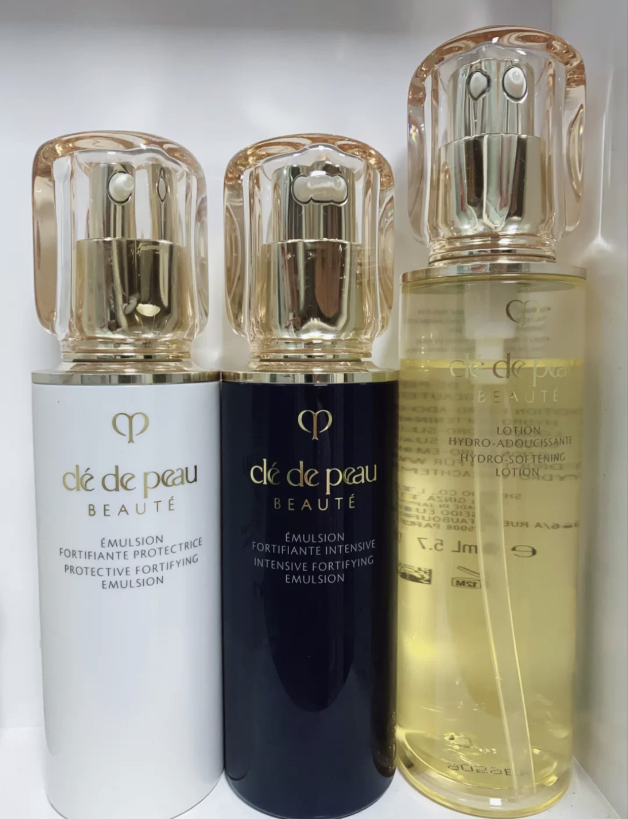 30岁以上女人该怎么选“日系水乳”？珂润别用了，悦薇抗老不错