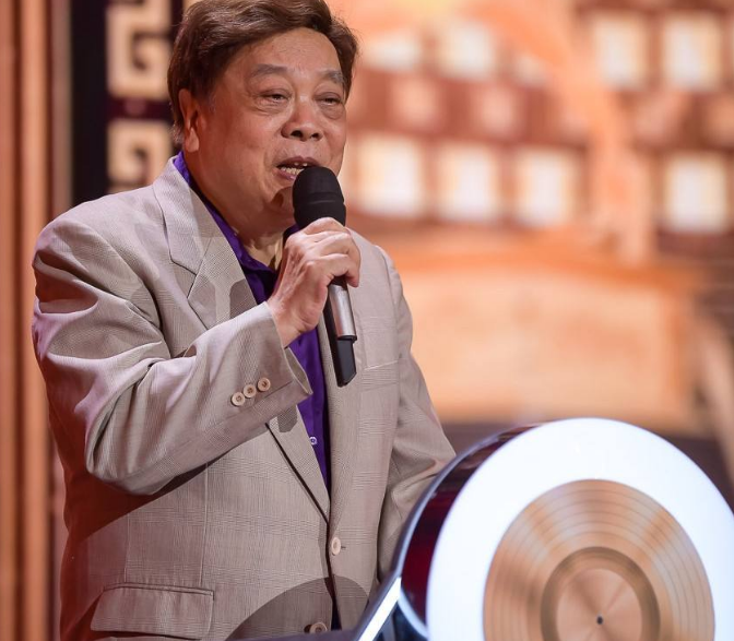 饶颖放出赵忠祥低俗录音，一代名嘴因“癌”去世后“晚节不保”
