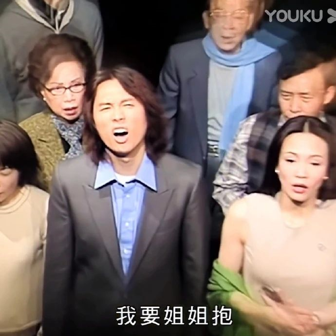 《男親女愛》這部“賤”劇看完讓人神清氣爽，黃子華真是好笑本人