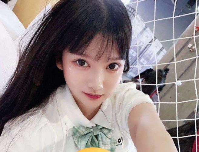 广州漫展小尤奈jk事件 小尤奈大尺度无码福利照片外围图片