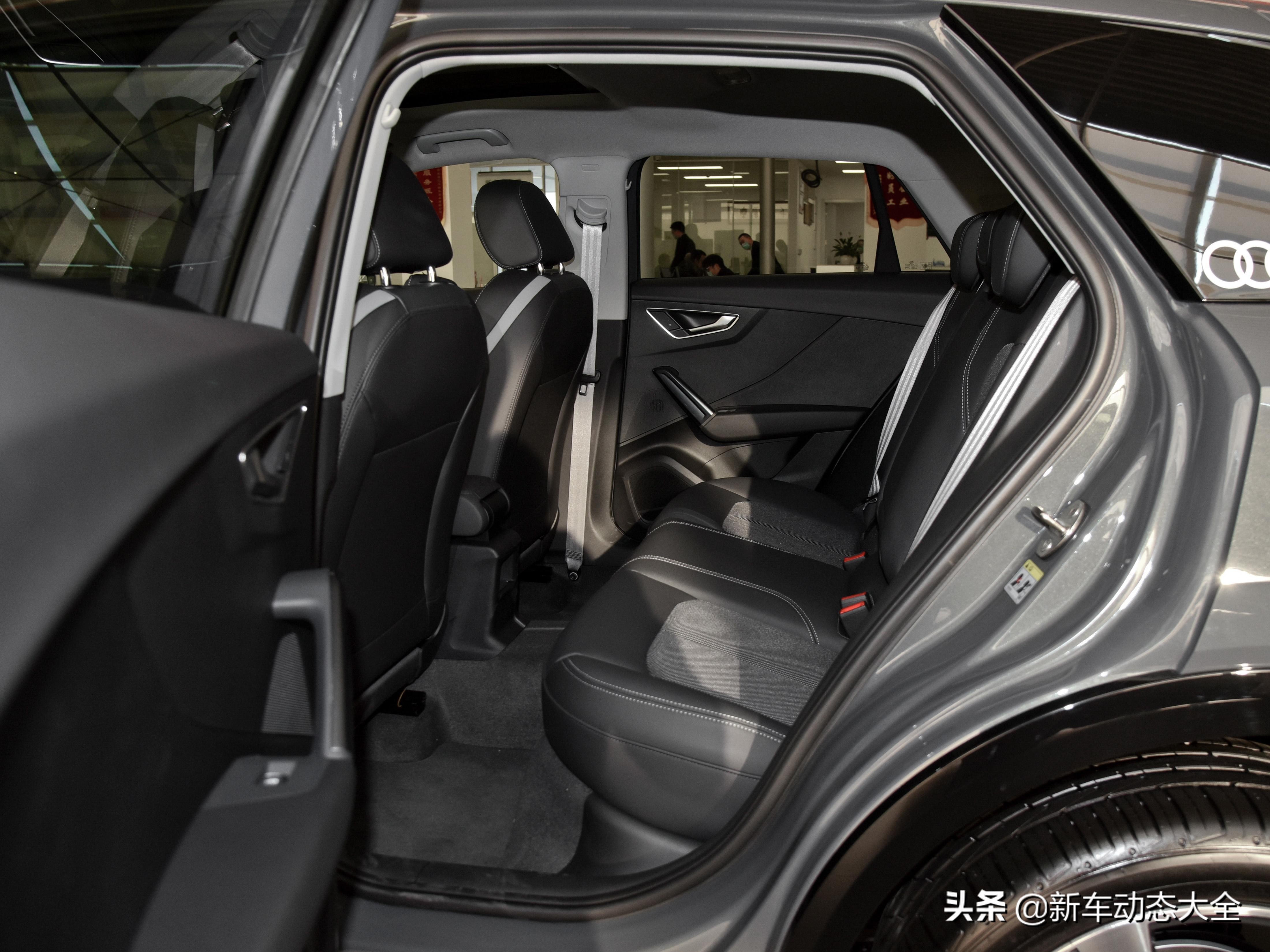 小巧灵活的豪华SUV，高配自动挡6.1L油耗还便宜，实拍奥迪Q2L
