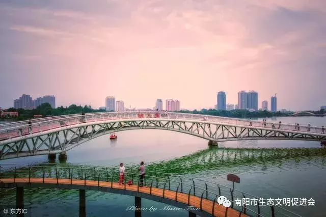 青山横北郭，白水绕东城的山水画图，成为南阳一张闪亮的城市名片
