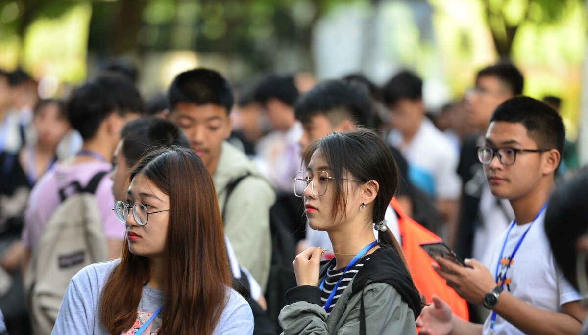 大学生有什么优势？不努力提升自己的人，用人单位是不会要的