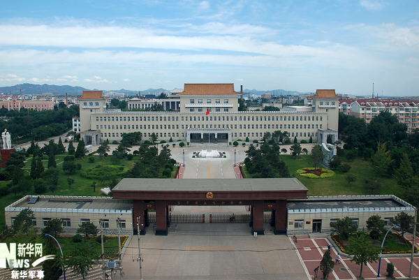 蚌埠装甲兵学院是几本(蚌埠装甲兵学院官网)