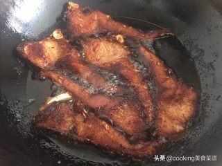 家常青鱼菜谱，糖醋熏鱼排做法，美味营养的鱼肉做法，春节试试吧