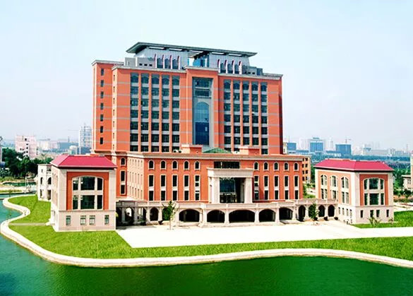 锦州渤海大学大活图片