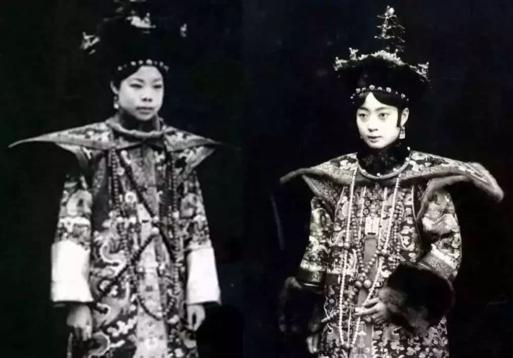 1953年，44岁妇女临终对清洁工丈夫吐露一个秘密：我曾是大清皇妃