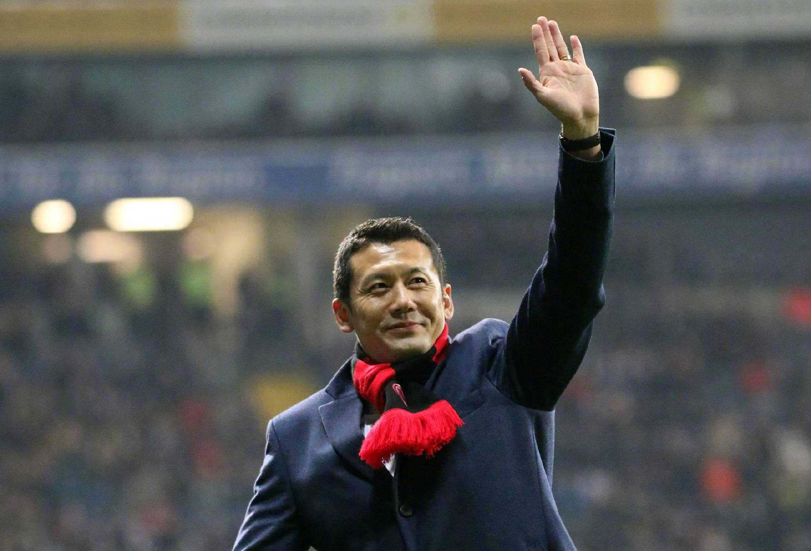 2002世界杯杨晨击中门柱（他是国足留洋第一人，世界杯击中门柱，娶舞蹈演员，47岁颜值依旧）