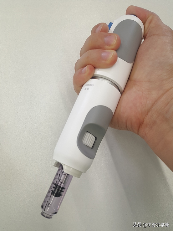对于接受胰岛素治疗的糖尿病人来说，哪个牌子的无针注射器更好用