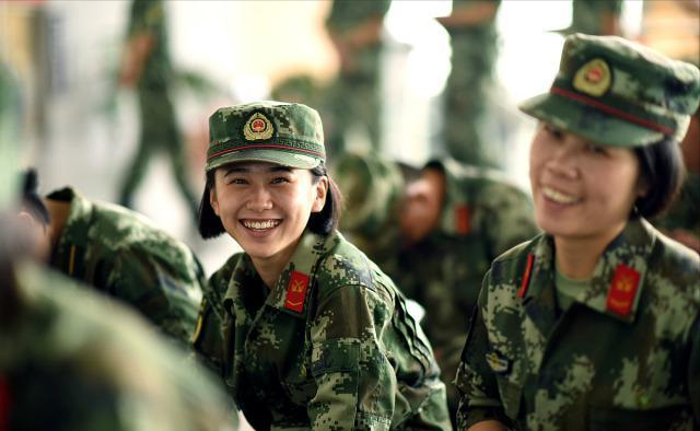 本科生当兵早点或者晚点去都行，千万别大三去当兵，望周知