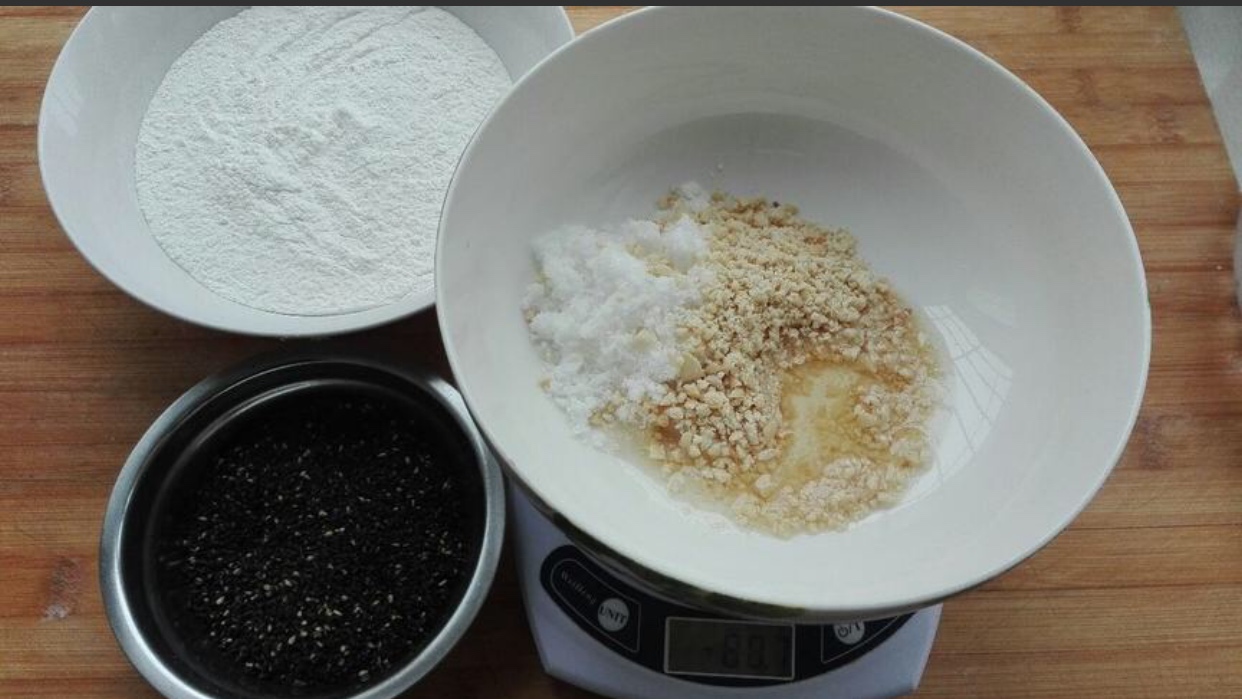 图片[3]-【黑芝麻花生汤圆】做法步骤图   这样做皮薄馅大不开裂-起舞美食网
